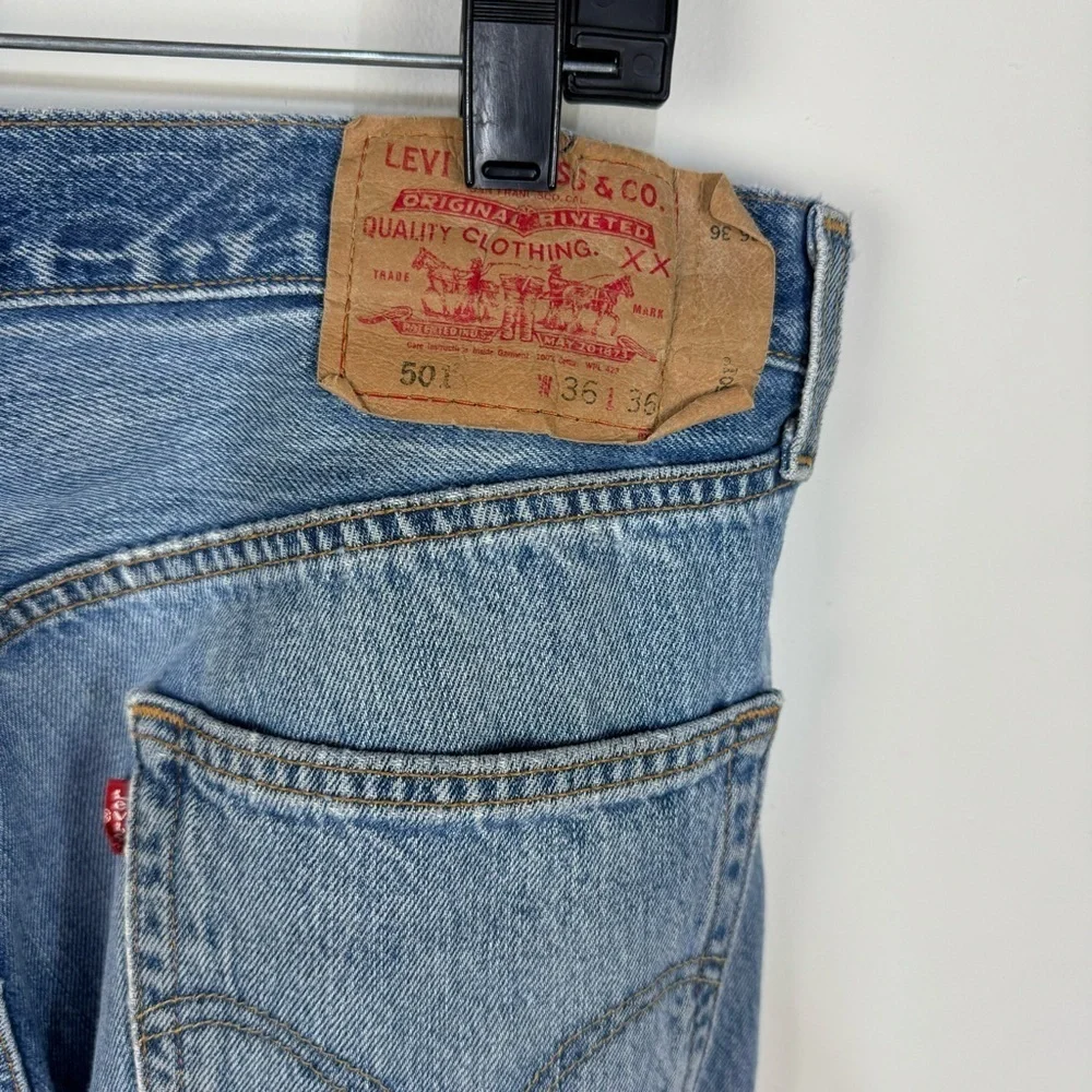 Levi's 501 Button Fly Straight Leg 100% cotton Denim Jeans size 36x36